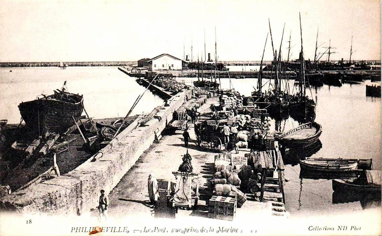 Philippeville - Le Port - Vue prise de la Marine.jpg